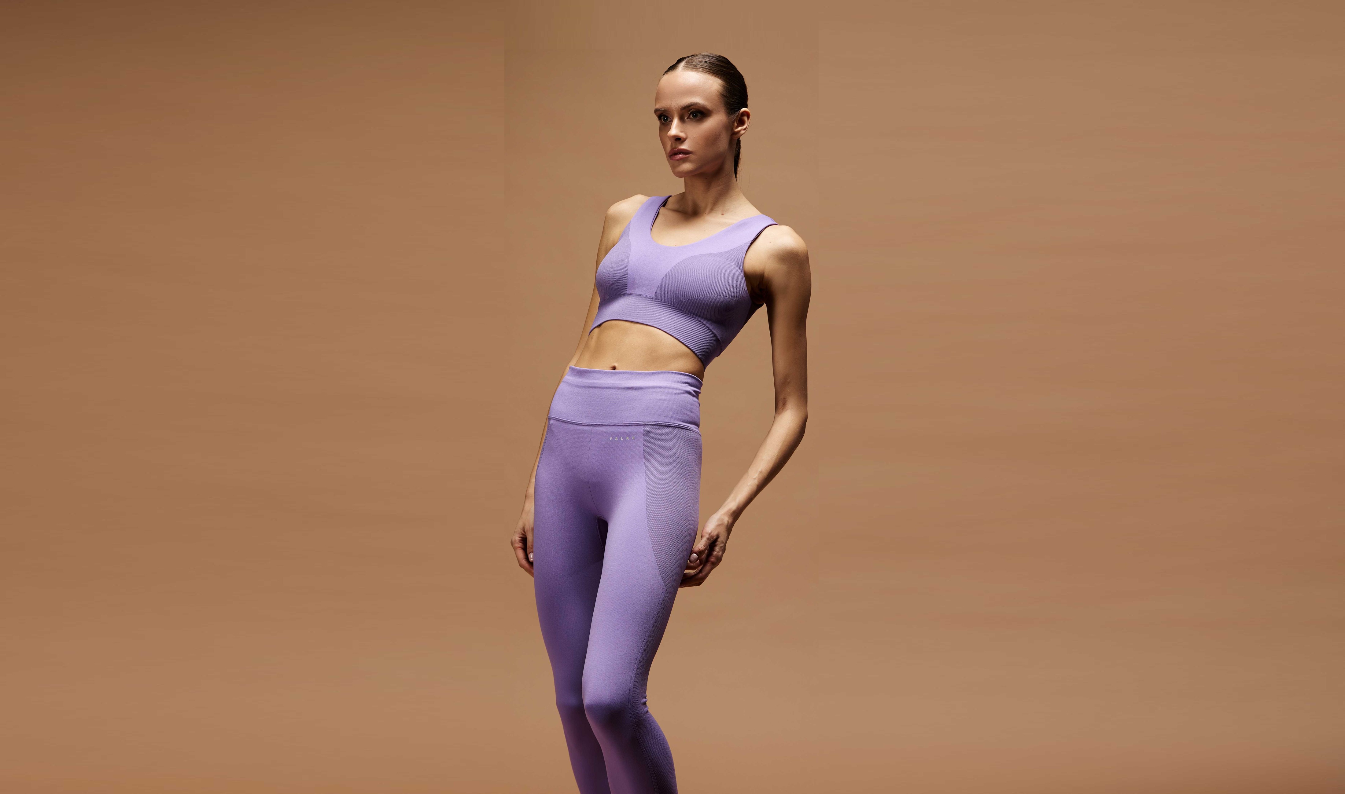 В бутика FALKE пришла новая спортивная коллекция. 