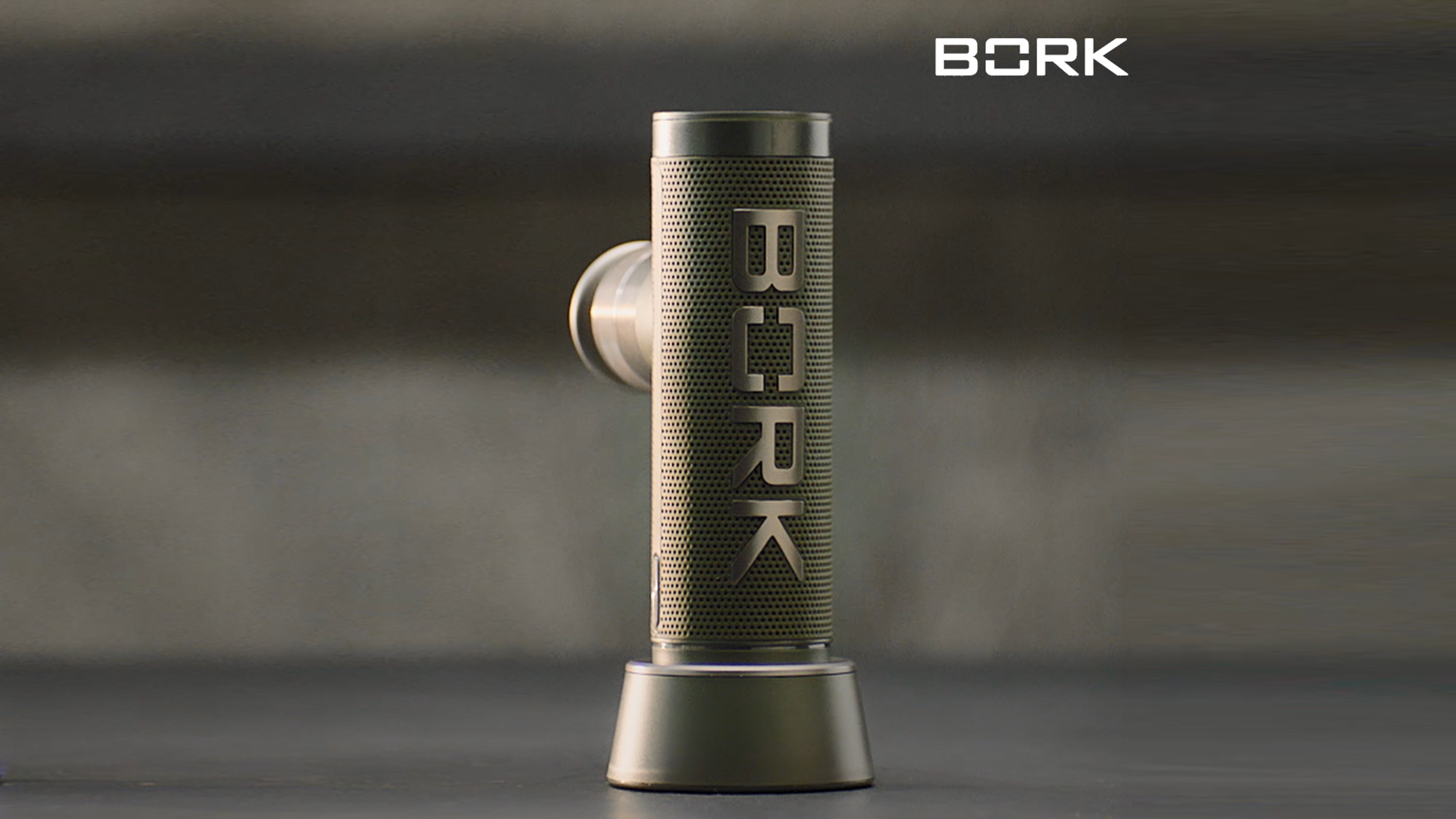 Перкуссионный массажер BORK