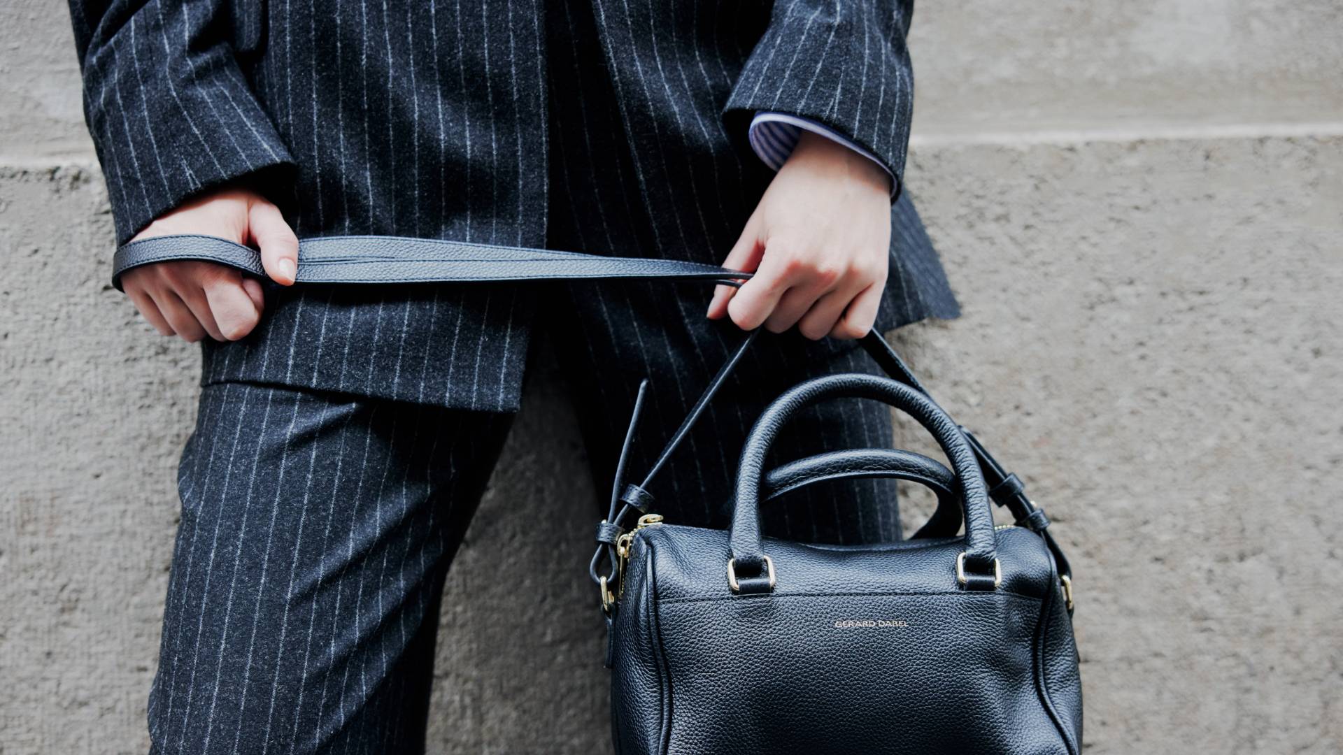 Элегантные костюмы в новой коллекции Gerard Darel.